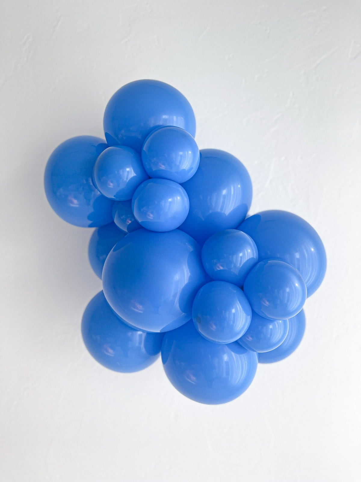 TUFTEX Blue balloons – inflated color cluster