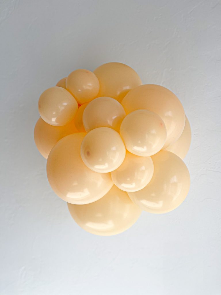 TUFTEX Blush balloons – inflated color cluster