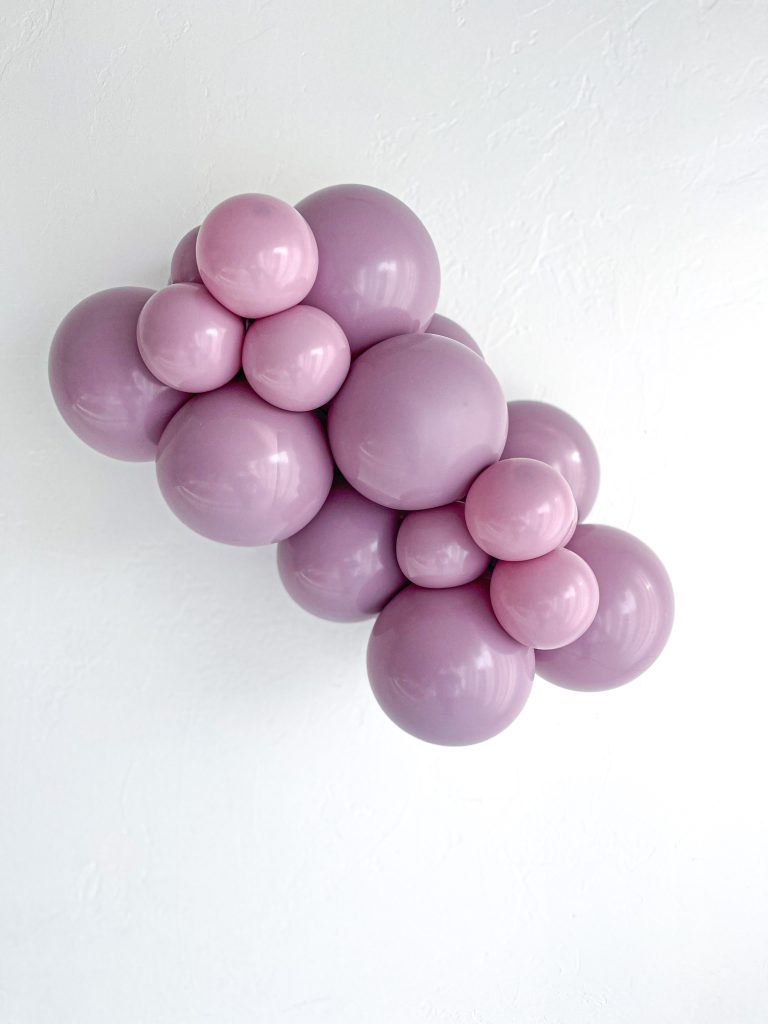 TUFTEX Canyon Rose balloons – inflated color cluster