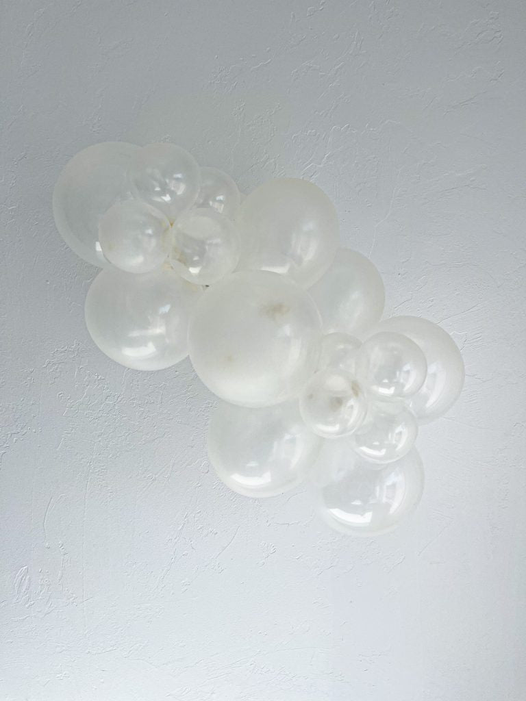 TUFTEX Clear balloons – inflated color cluster