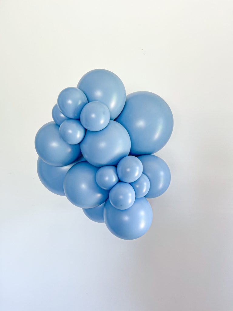 TUFTEX Georgia balloons – inflated color cluster
