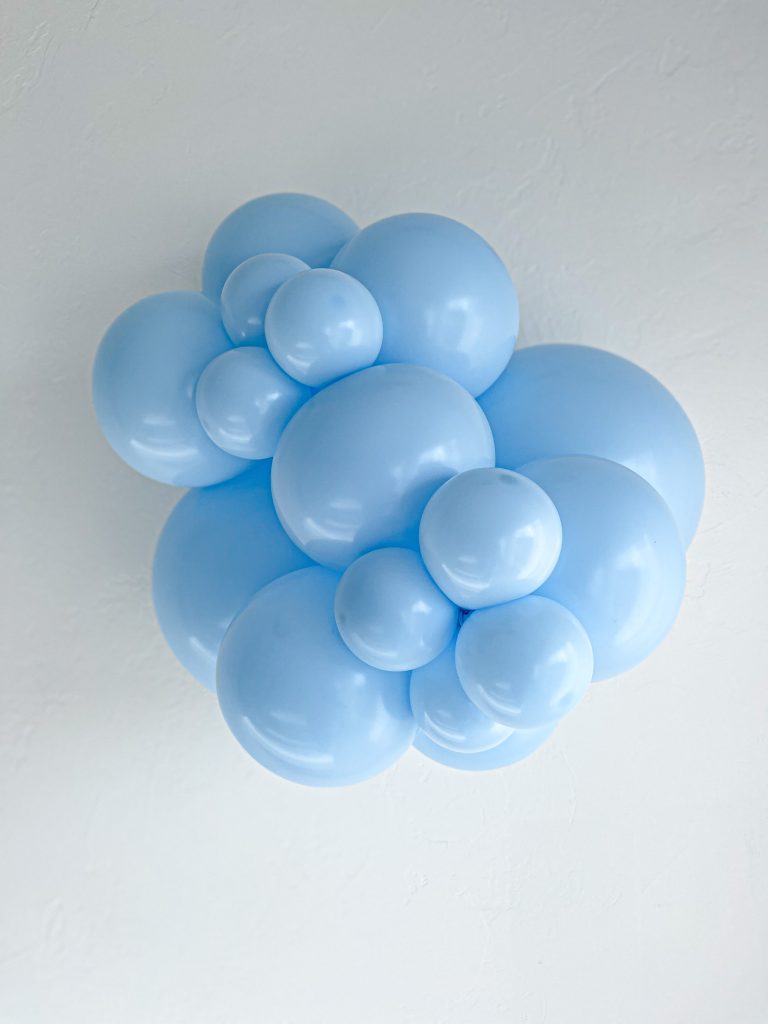 TUFTEX Monet balloons – inflated color cluster